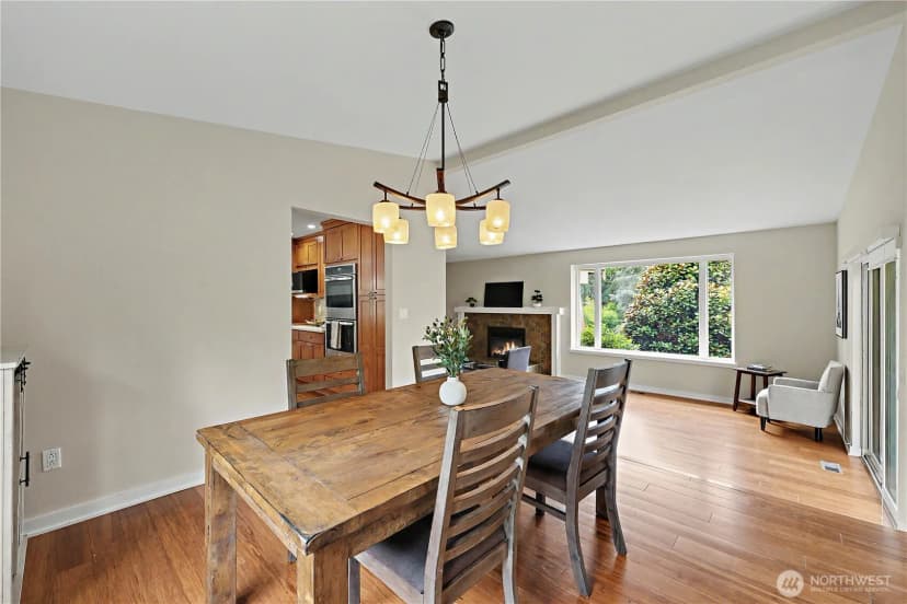 Property photo for 1216 88th Place Ne, Clyde Hill photo 6