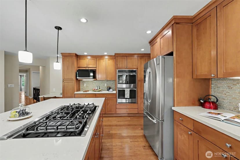 Property photo for 1216 88th Place Ne, Clyde Hill photo 9