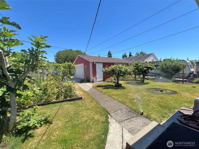 Property photo for 7041 S Fife Street, Tacoma photo 3