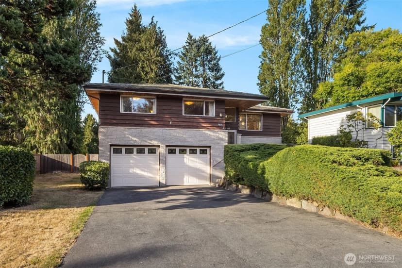 Property photo for 8619 Maple Lane, Edmonds