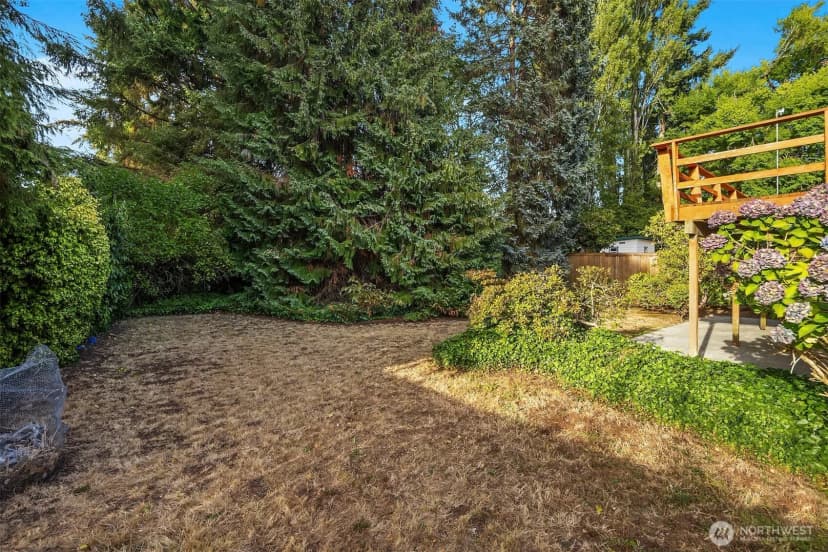 Property photo for 8619 Maple Lane, Edmonds photo 25