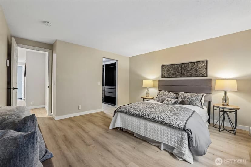 Property photo for 1250 Taylor Avenue N #102, Seattle photo 16