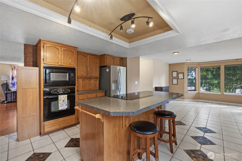 Property photo for 5704 69th Avenue Ct W, University Place photo 11