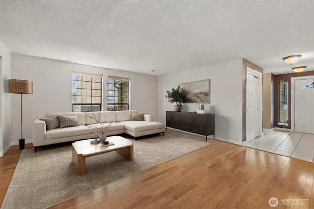 Property photo for 5704 69th Avenue Ct W, University Place photo 3