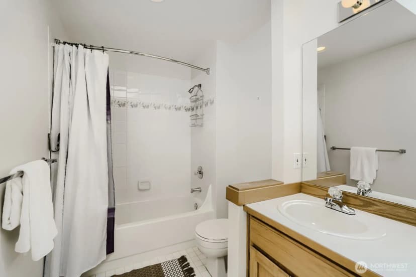 Property photo for 7739 143rd Avenue Se, Newcastle photo 29