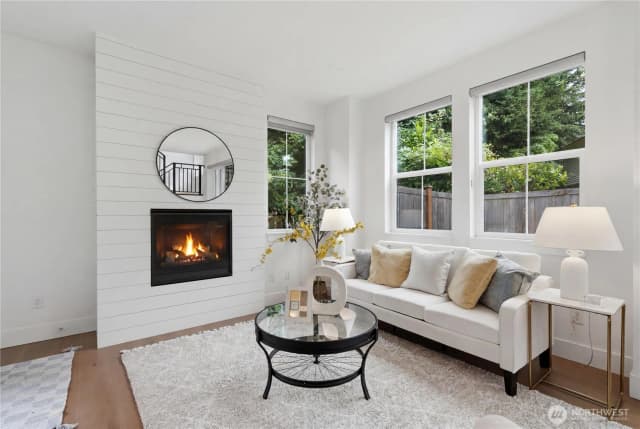 Property photo for 11505 112th Court Ne, Kirkland photo 4
