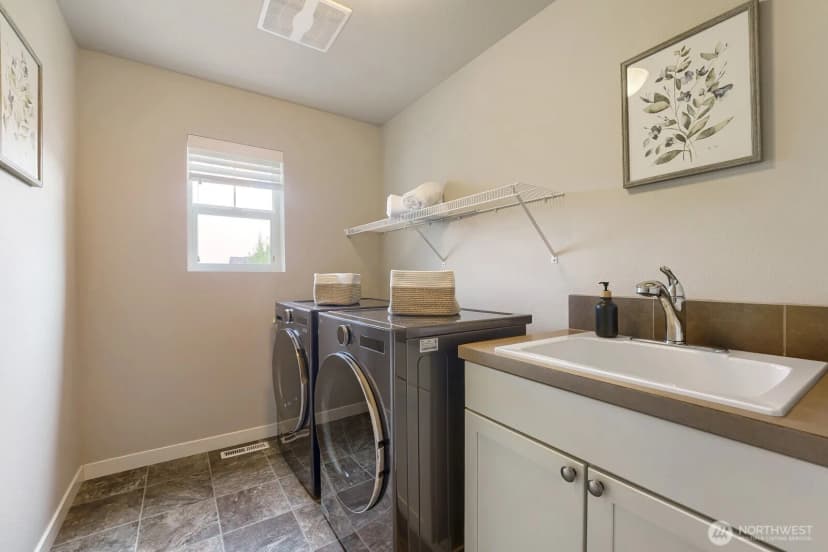 Property photo for 34211 Se Nye Street, Snoqualmie photo 16