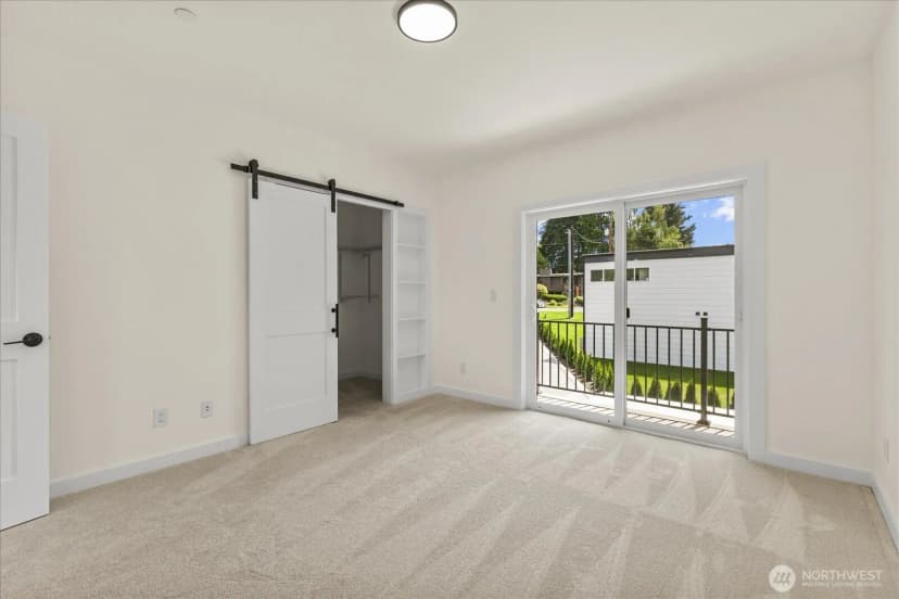 Property photo for 228 Sw 183rd Street, Normandy Park photo 25