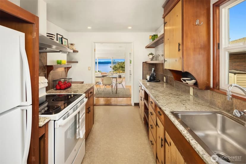 Property photo for 8609 41st Avenue Sw, Seattle photo 17