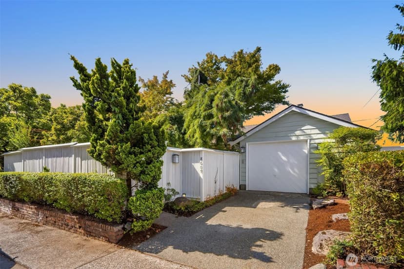 Property photo for 8609 41st Avenue Sw, Seattle photo 28