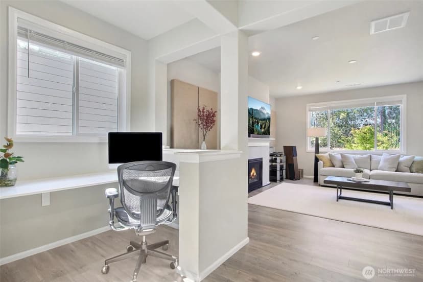 Property photo for 30103 219th Place Se, Kent photo 15