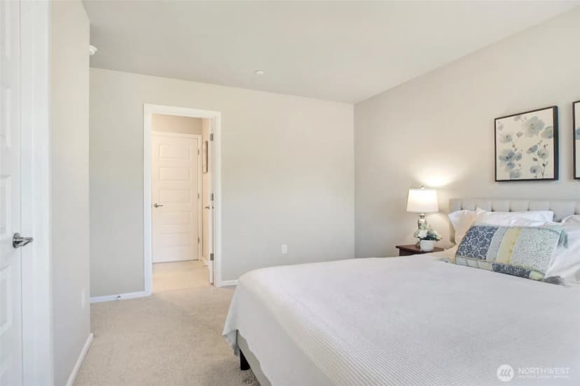 Property photo for 30103 219th Place Se, Kent photo 25