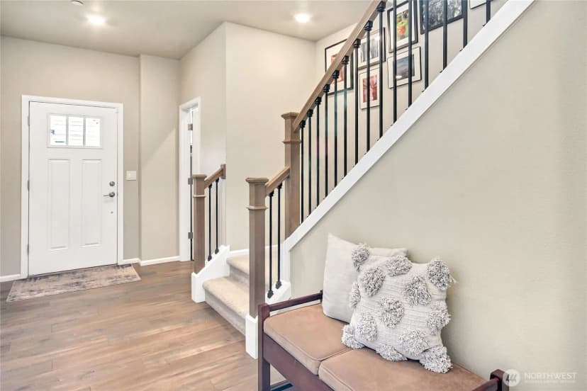Property photo for 30103 219th Place Se, Kent photo 17