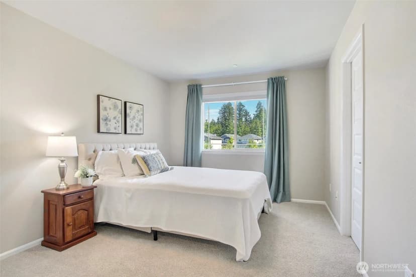 Property photo for 30103 219th Place Se, Kent photo 24