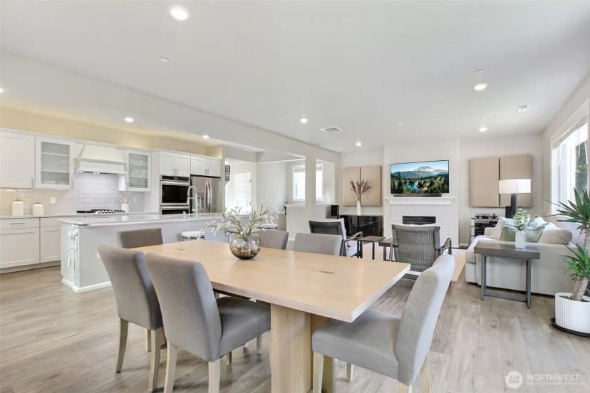 Property photo for 30103 219th Place Se, Kent photo 14