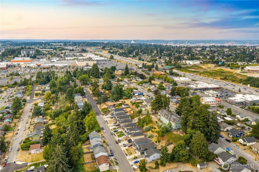 Property photo for 5210 S State Street, Tacoma photo 8