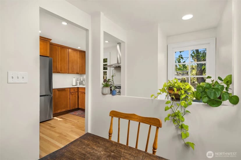 Property photo for 323 Nw 83rd Street, Seattle photo 8