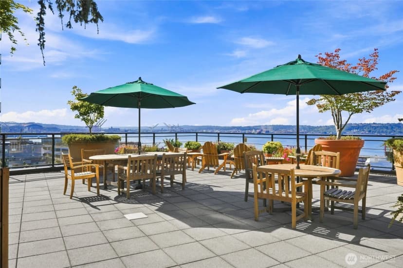 Property photo for 2607 Western Avenue #1002, Seattle photo 11