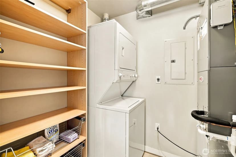 Property photo for 2607 Western Avenue #1002, Seattle photo 19
