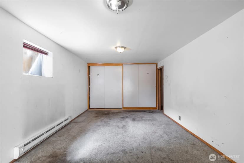 Property photo for 8400 32nd Avenue Sw, Seattle photo 24