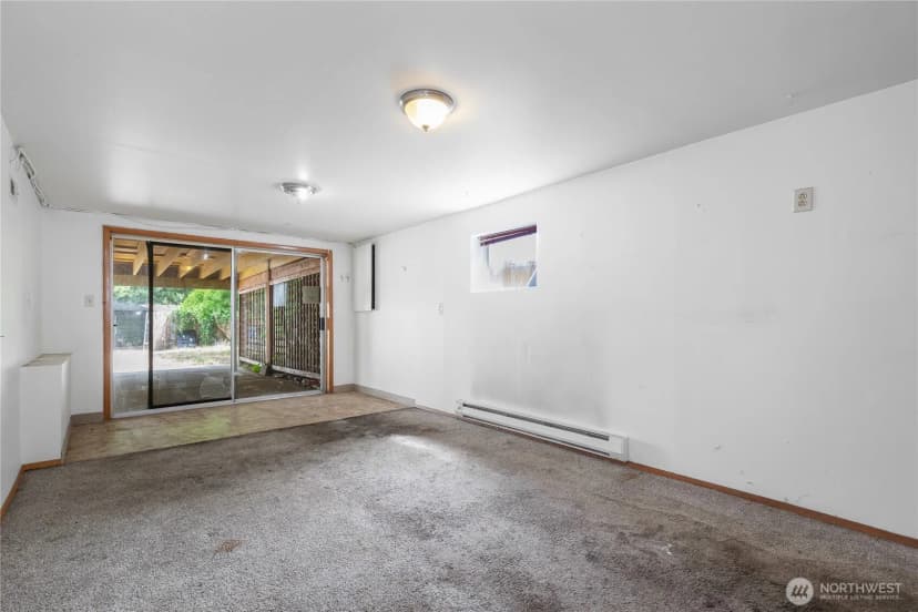 Property photo for 8400 32nd Avenue Sw, Seattle photo 25
