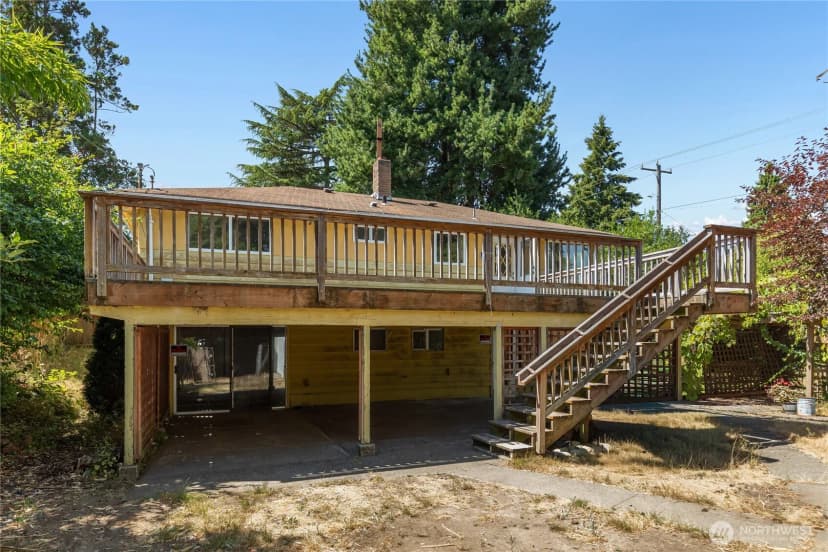 Property photo for 8400 32nd Avenue Sw, Seattle photo 37