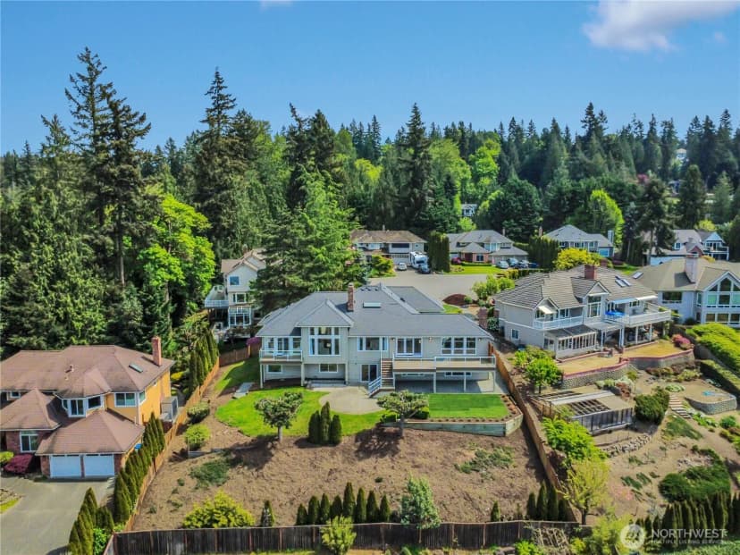 Property photo for 535 208th Avenue Ne, Sammamish photo 36