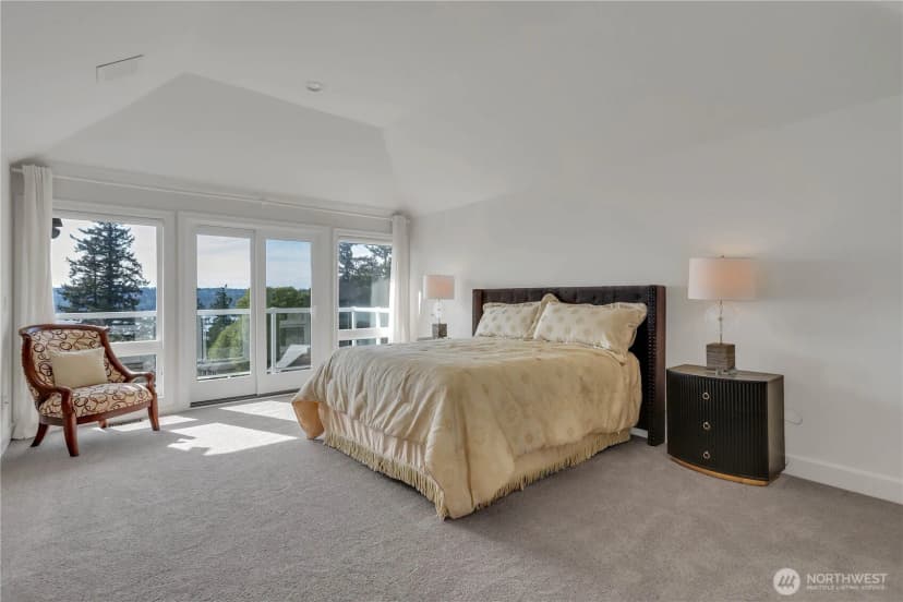 Property photo for 535 208th Avenue Ne, Sammamish photo 17
