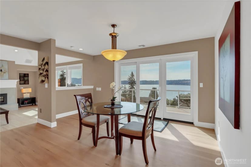 Property photo for 535 208th Avenue Ne, Sammamish photo 13