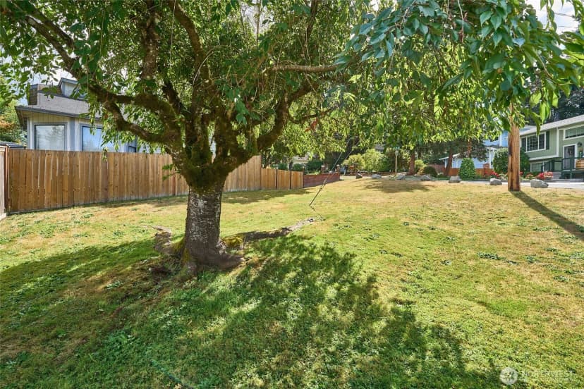Property photo for 26336 220th Pl Se, Maple Valley photo 20