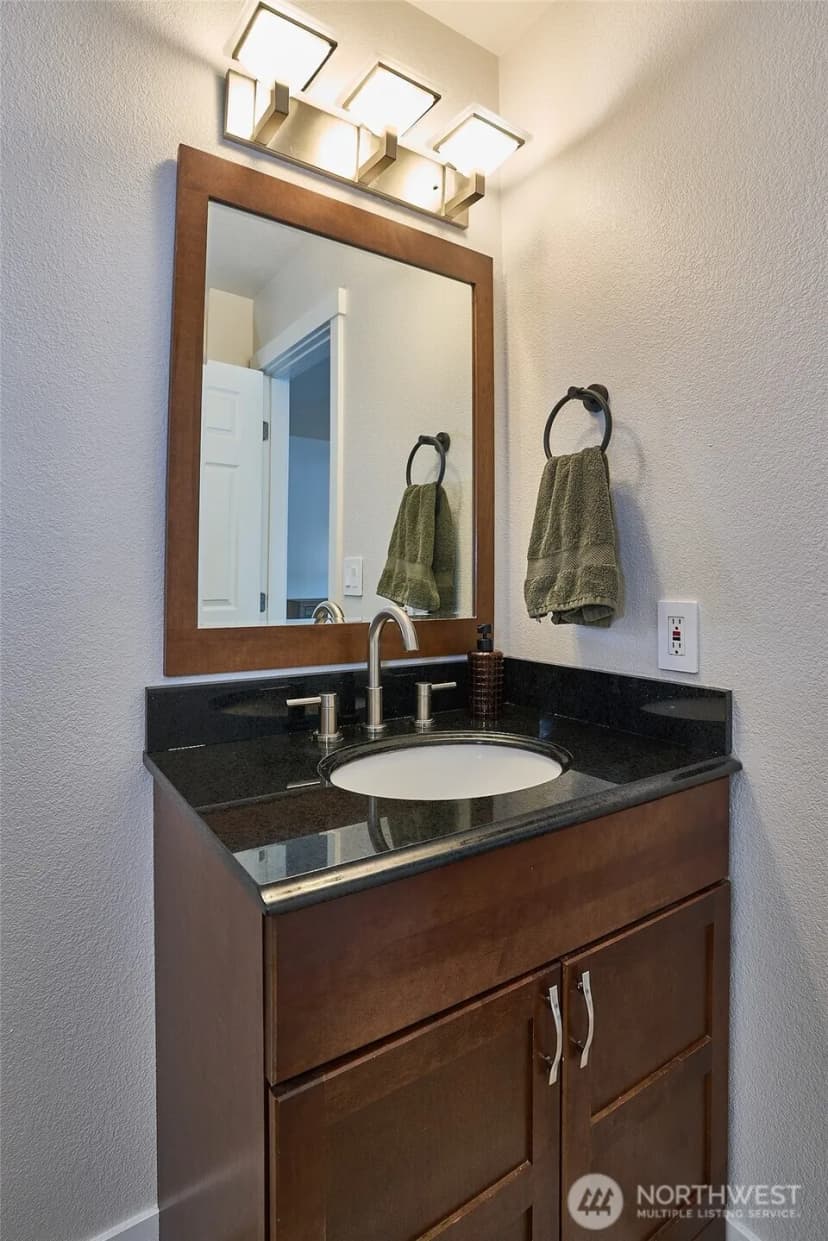 Property photo for 26336 220th Pl Se, Maple Valley photo 14