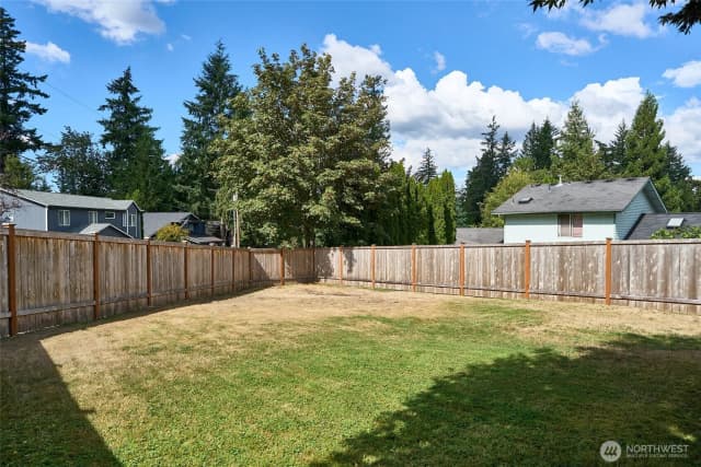 Property photo for 26336 220th Pl Se, Maple Valley photo 3