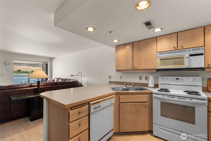 Property photo for 103 N Park Street #332, Chelan photo 6