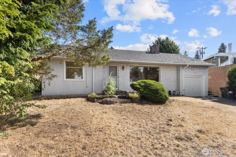Property photo for 12286 Shorewood Drive Sw, Seattle photo 28