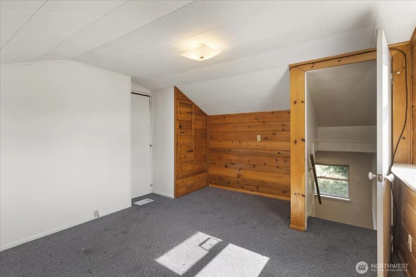 Property photo for 12286 Shorewood Drive Sw, Seattle photo 26