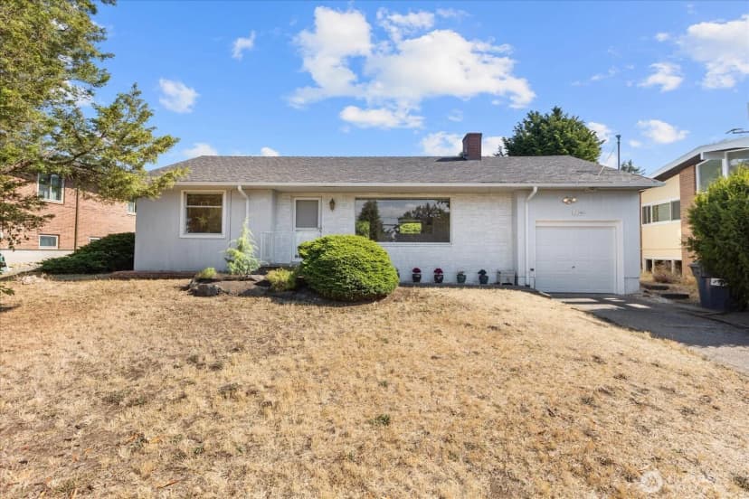 Property photo for 12286 Shorewood Drive Sw, Seattle