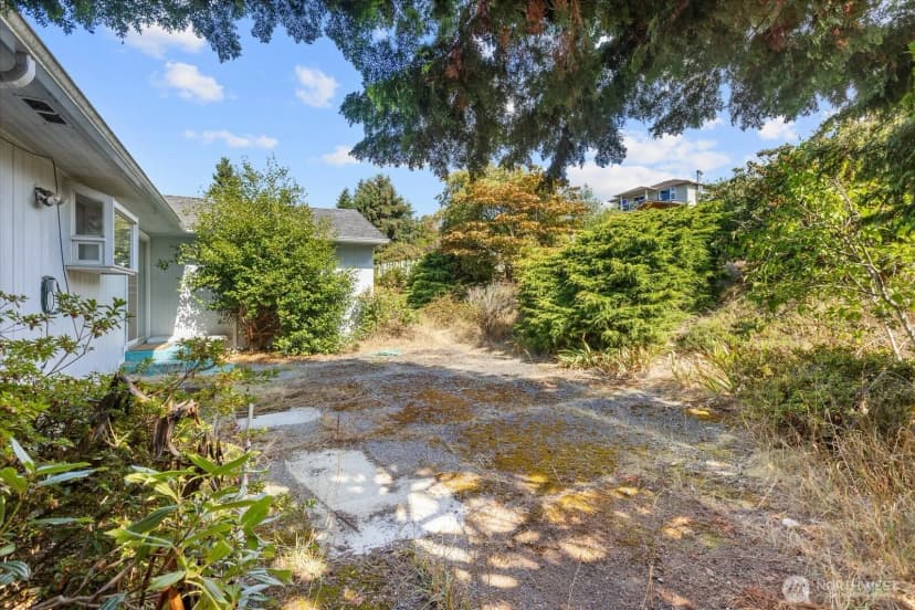 Property photo for 12286 Shorewood Drive Sw, Seattle photo 30
