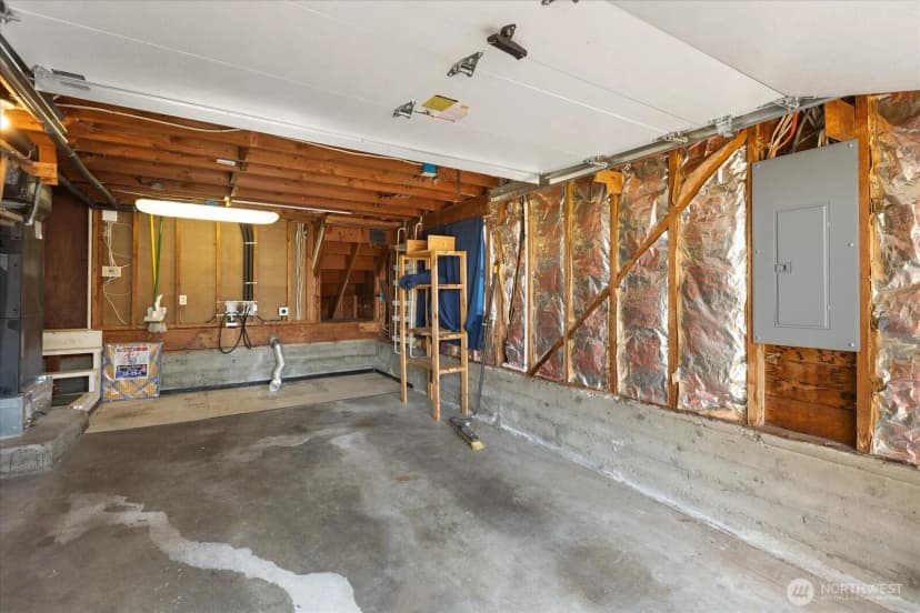 Property photo for 12286 Shorewood Drive Sw, Seattle photo 24