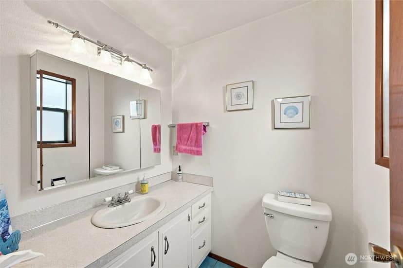 Property photo for 4877 Maple Lane, Ferndale photo 18