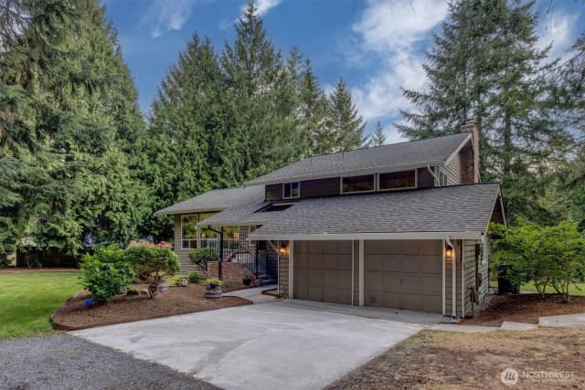 Property photo for 15724 168th Avenue Ne, Woodinville photo 2