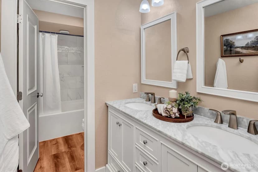 Property photo for 15724 168th Avenue Ne, Woodinville photo 25