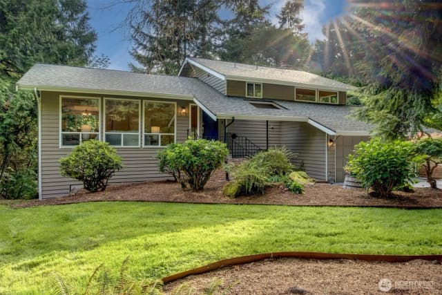 Property photo for 15724 168th Avenue Ne, Woodinville photo 3