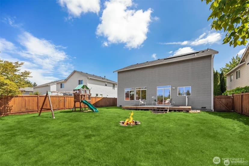 Property photo for 14210 50th Avenue Se, Everett photo 21