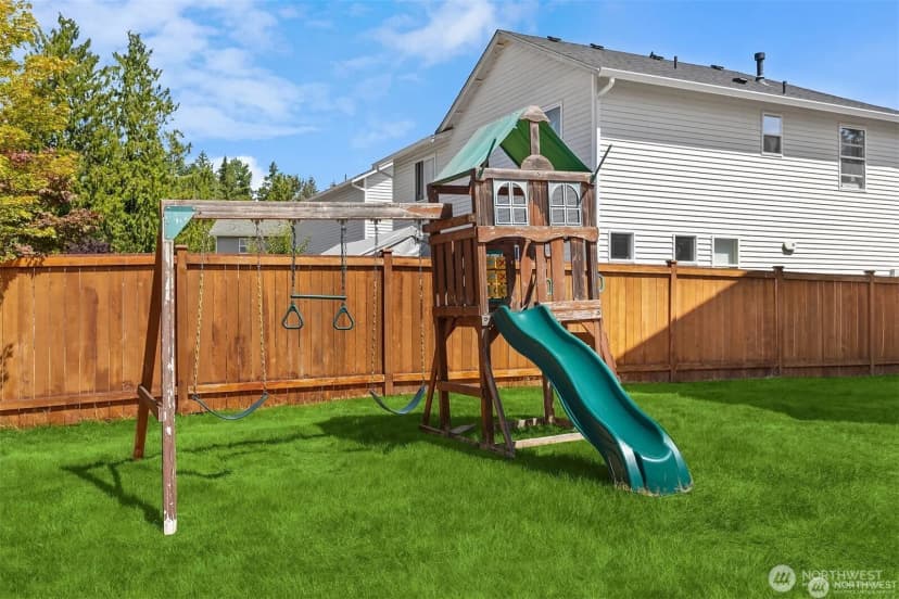 Property photo for 14210 50th Avenue Se, Everett photo 22