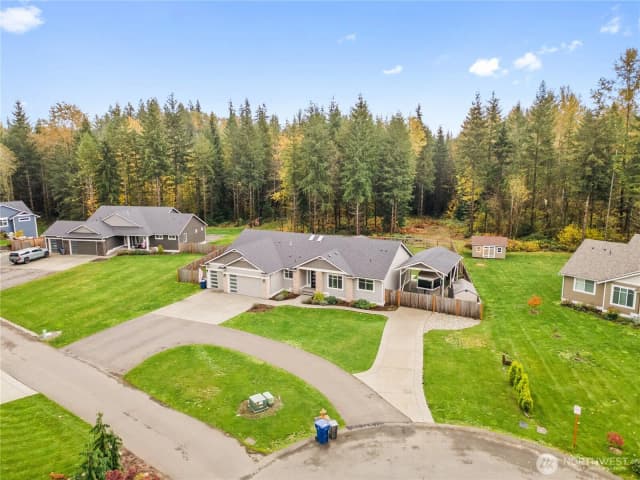 Property photo for 14025 107th Place Ne, Lake Stevens photo 2