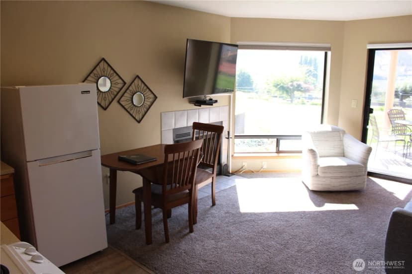 Property photo for 100 Lake Chelan Shores Drive #17-3c, Chelan photo 9