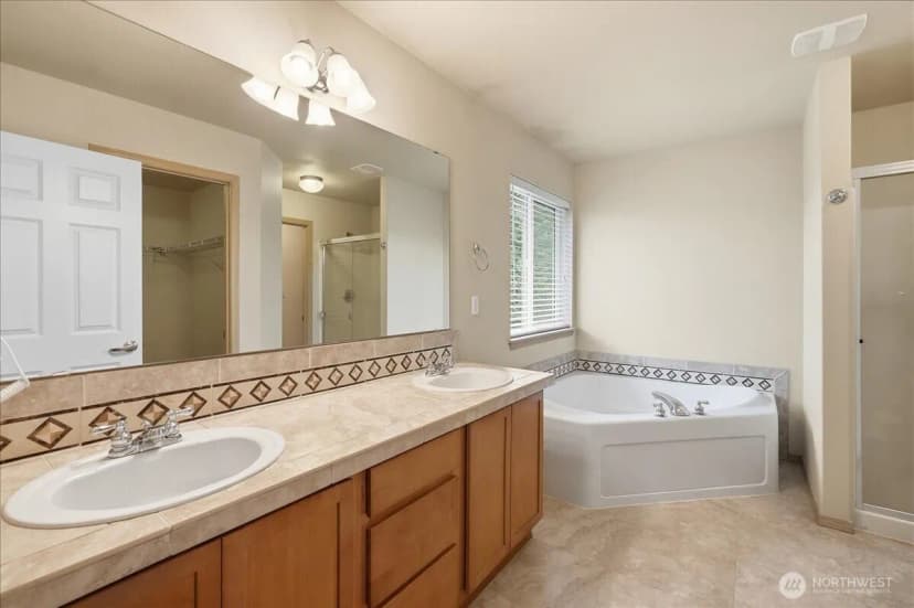 Property photo for 15410 87th Avenue E, Puyallup photo 24
