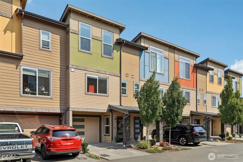 Property photo for 22923 79th Lane W #b, Edmonds photo 2