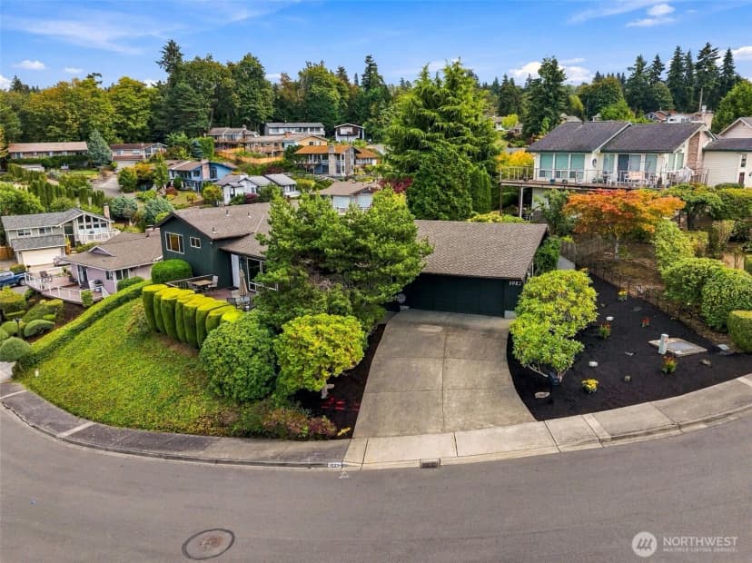 Property photo for 1023 S 286th Place, Federal Way photo 7