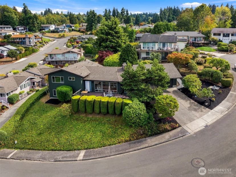 Property photo for 1023 S 286th Place, Federal Way photo 9